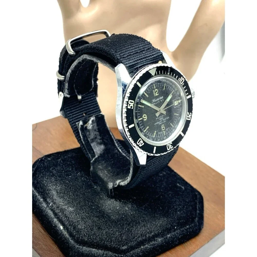 Sicura Rallye GT Men's Watch Vintage Swiss Manual Wind Black Dial 38mm Nylon